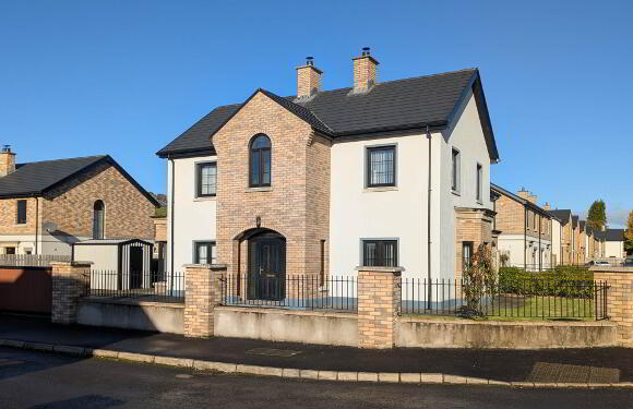 Photo 1 of 24 Westminster Court, Ballinamallard