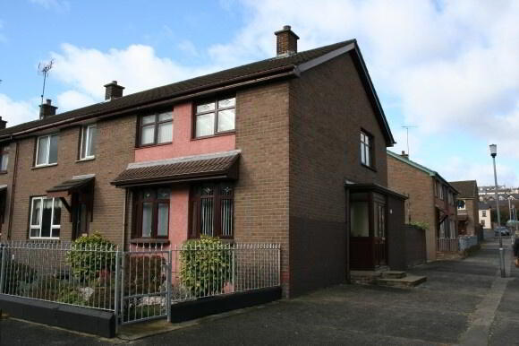 Photo 1 of 52 Lisfannon Park, Bogside, Derry