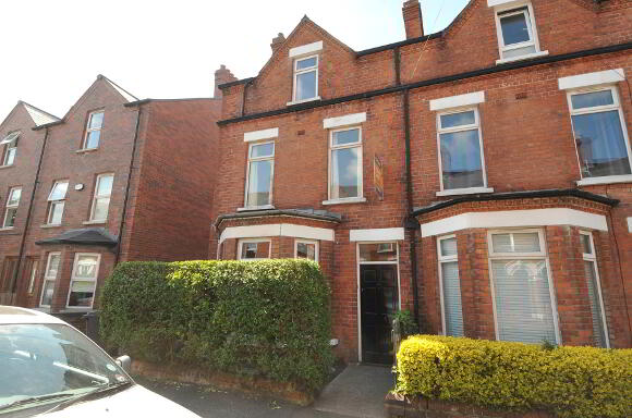 Photo 1 of 83 Haypark Avenue, Belfast
