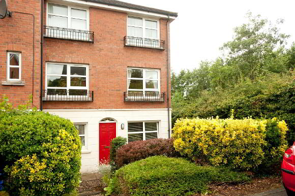 Photo 1 of 8 Richmond Heights, Holywood