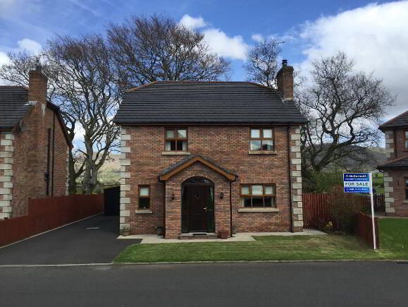 Photo 1 of 11 Tracy's Way, Dungiven