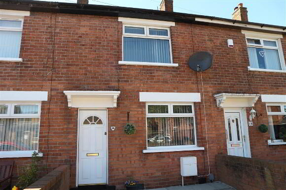 Photo 1 of 16 Lisavon Street, Belfast