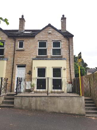 Photo 1 of 32 Cloonavin Green, Coleraine