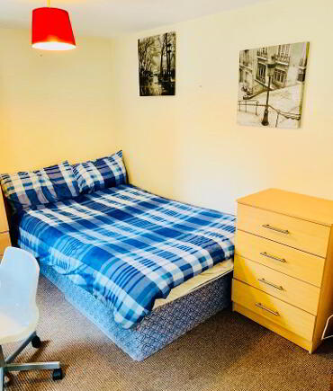 Photo 1 of Room 3 En-Suite, 44 Rathcoole Street, Lisburn Road, Belfast