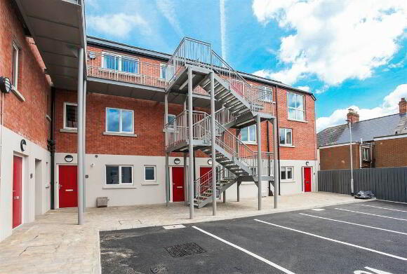 Photo 1 of 9 Hillview Avenue, Belfast