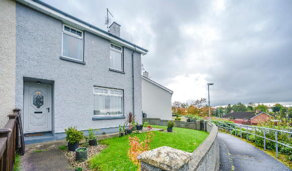 Photo 1 of 39 Sunnyside Drive, Maghera