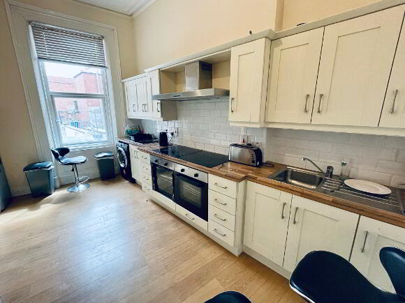 Photo 1 of Lisburn Road, Room 3, R4 And R6 - R8 MOST BILLS INCLUDED, Belfast