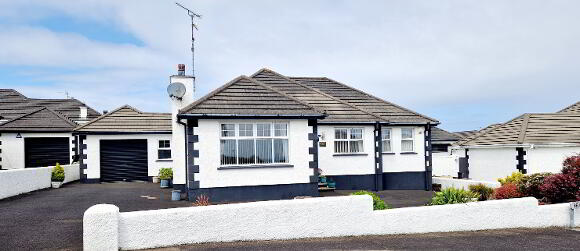 Photo 1 of 16 Belvedere Park, Castlerock