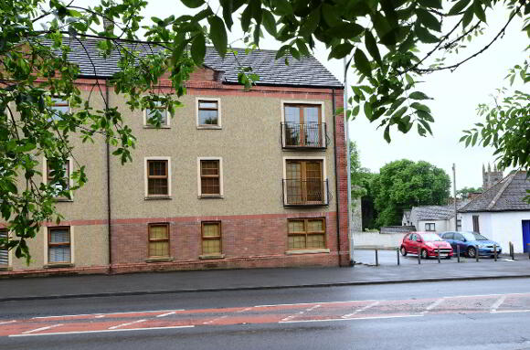 Photo 1 of 4 Broomhill Court, Magheralin