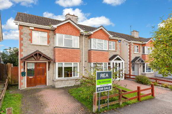 Photo 1 of 15 Elm Drive, Navan