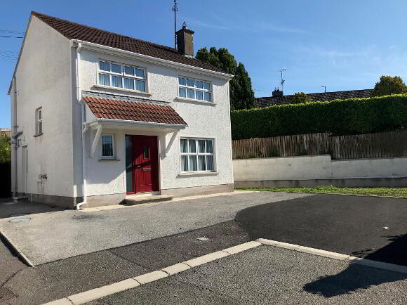 Photo 1 of 16 Milltown Court, Newtownbutler