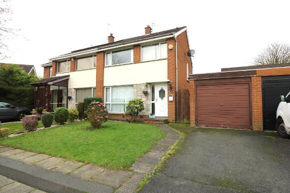 Photo 1 of 42 Oakfield, Antrim