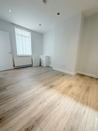 Photo 2 of 118 Ebor Street, Belfast