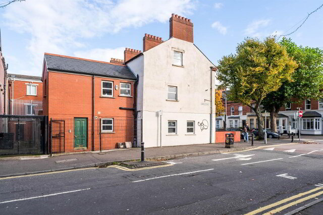 Photo 1 of Great Apartment, 2b Rugby Avenue, Queens Quarter, Belfast