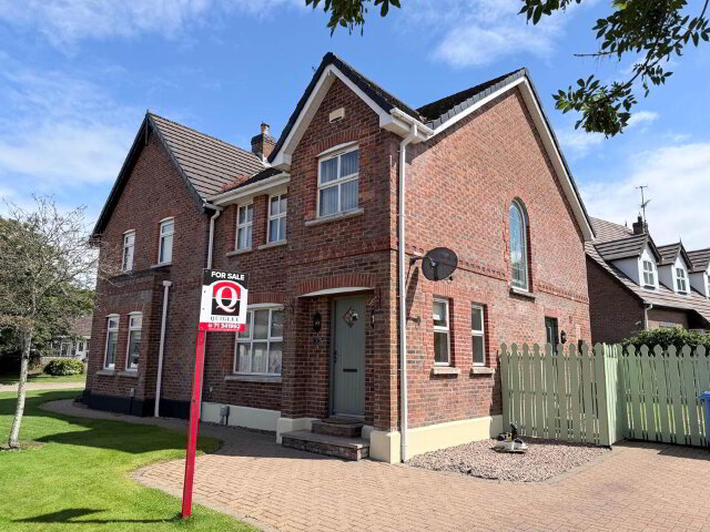 Photo 1 of 8 Ivy Mead, Derry - Londonderry