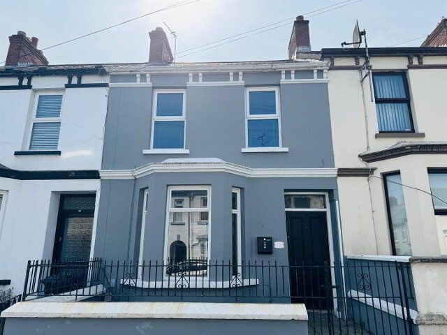 25 GRAFTON STREET FRONT.jpg
