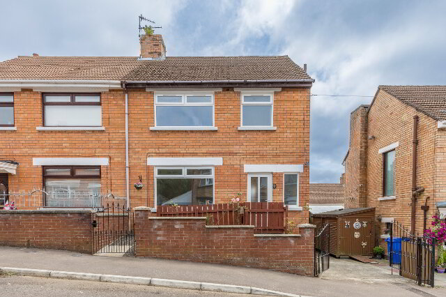 Photo 1 of 27 Glenside Park, Belfast