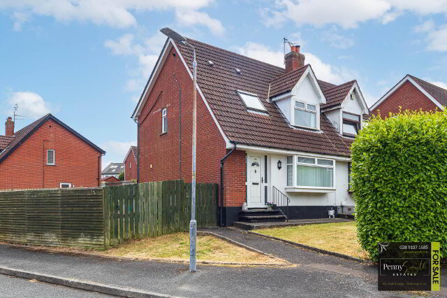 Photo 1 of 44 Carlton Heights, Bangor