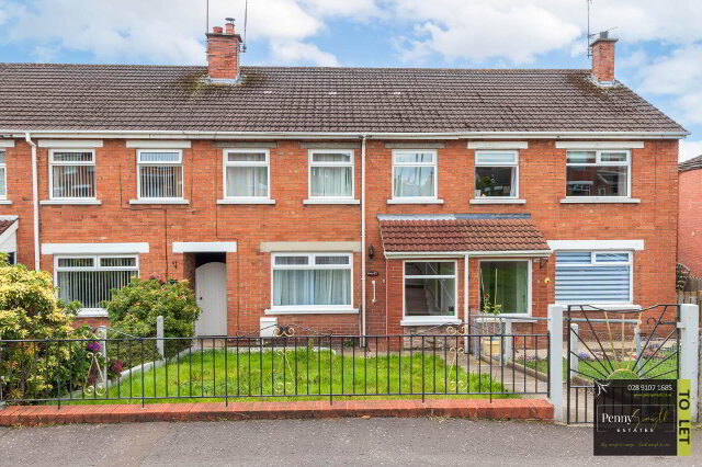 Photo 1 of 13 Silverstream Crescent, Bangor