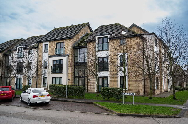 Photo 1 of 33 Drumadoon Square, Dundonald, Belfast