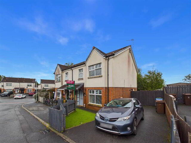 Photo 1 of 3 Foxes Glen, Dunmurry, Belfast