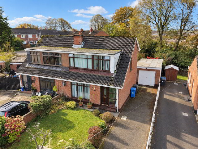 Photo 1 of 11 Hampton Crescent, Kilfennan, L’derry