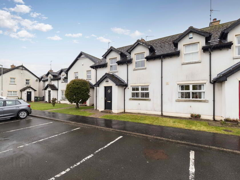 Photo 2 of 15 Iveagh Court, Blackskull, Dromore
