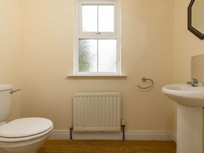 Photo 5 of 15 Iveagh Court, Blackskull, Dromore