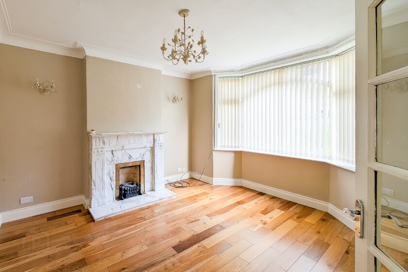 Photo 2 of 132 Lough Road, Lurgan