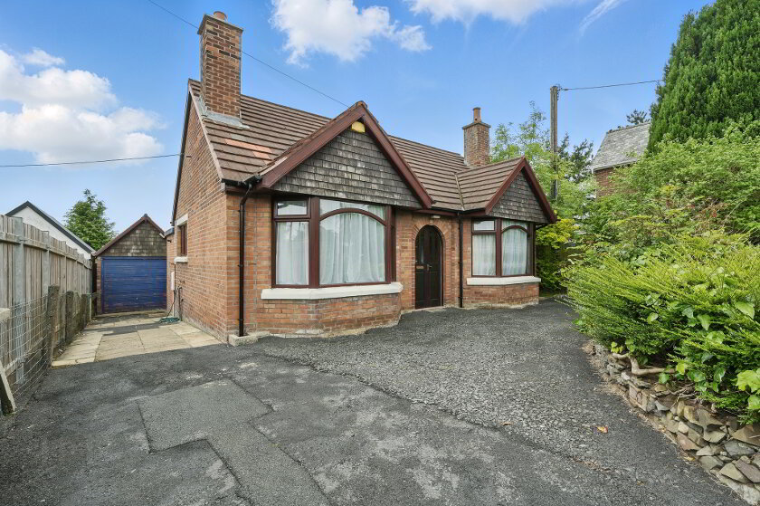 Photo 3 of 10 Ballynahinch Road, Carryduff