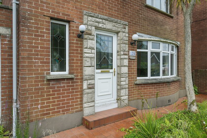 Photo 3 of 128 Ballycrochan Road, Bangor