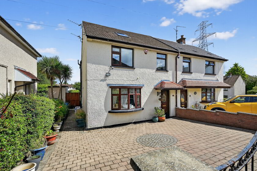 Photo 2 of 3 Glenshane Gardens, Belfast