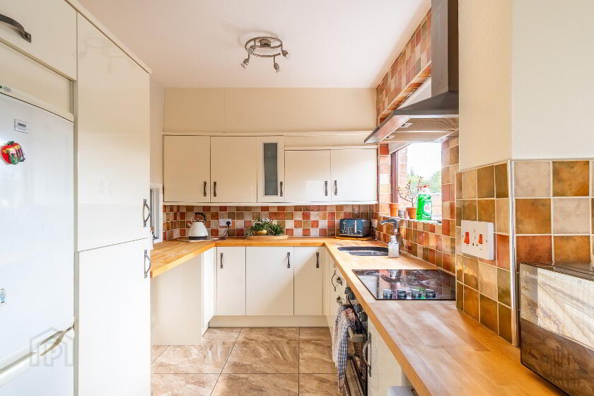 Photo 5 of 28 Oakridge, Lurgan