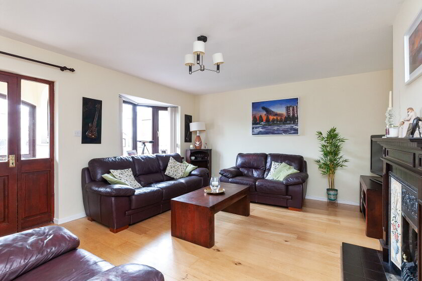 Photo 5 of 20 Sharman Way, Belfast
