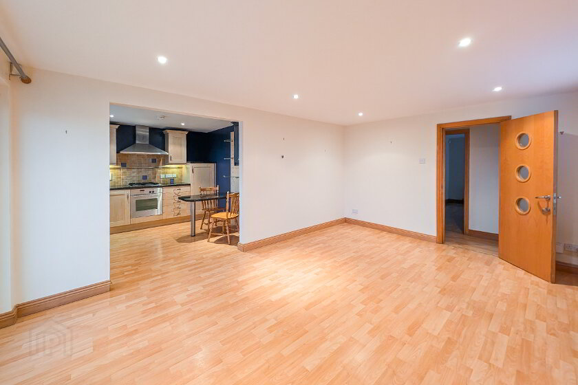 Photo 3 of 1 Silverwood Court, Lurgan