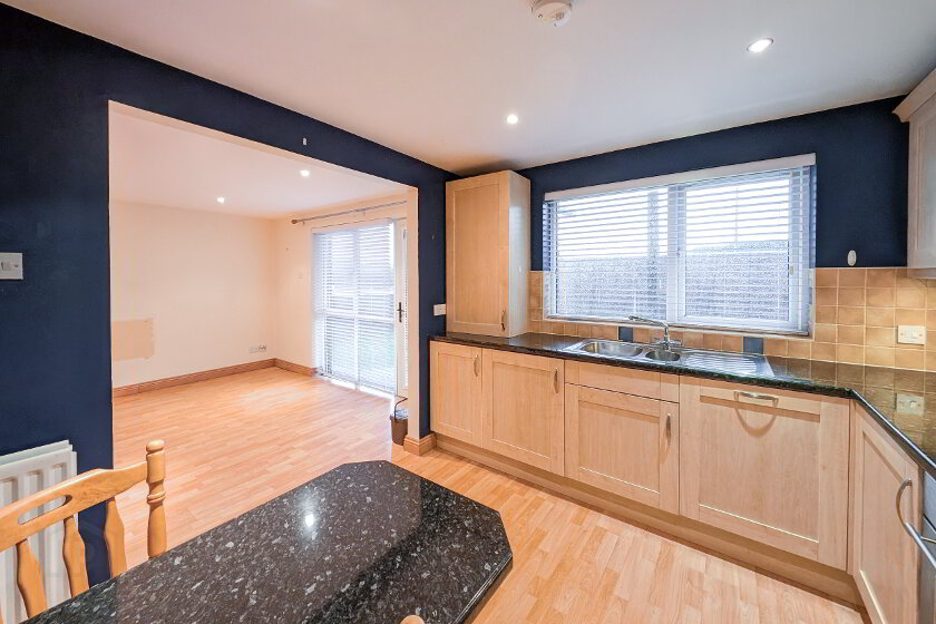 Photo 5 of 1 Silverwood Court, Lurgan