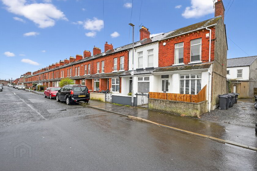 Photo 2 of 66 Dromore Street, Belfast