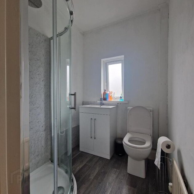 Photo 5 of 36 Northwood Crescent, Belfast