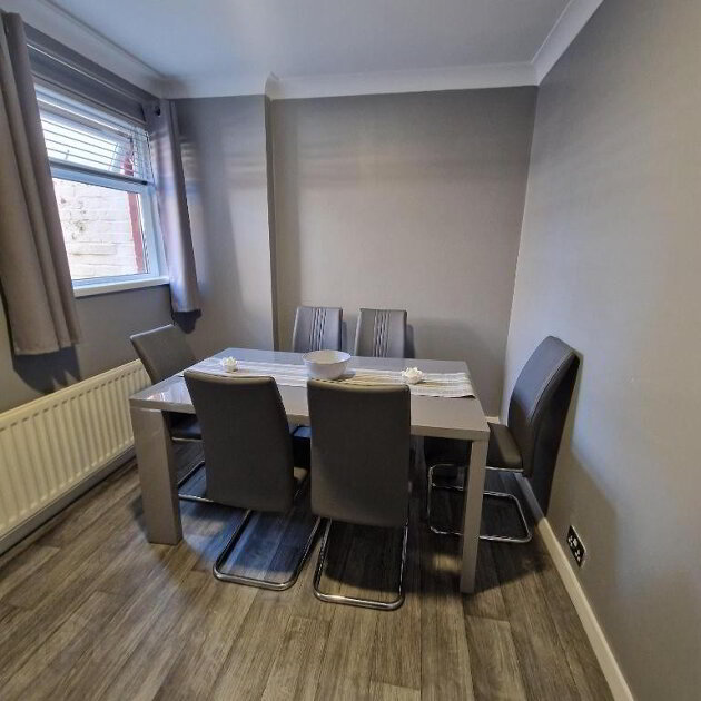 Photo 4 of 36 Northwood Crescent, Belfast