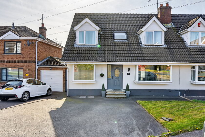 Photo 2 of 30 Briar Hill, Belfast