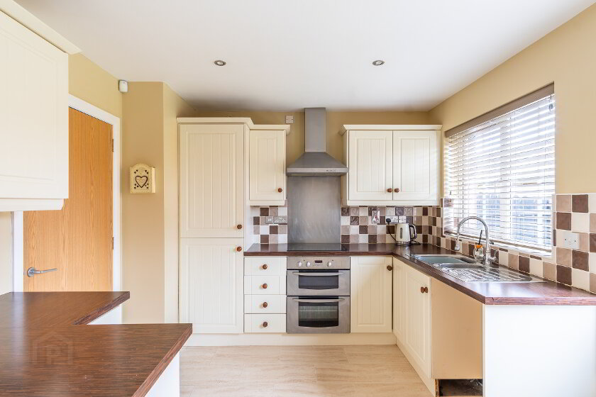 Photo 5 of 224 Belvedere Manor, Lurgan
