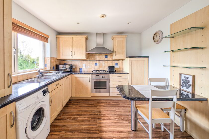Photo 4 of 8 Silverwood Court, Lurgan