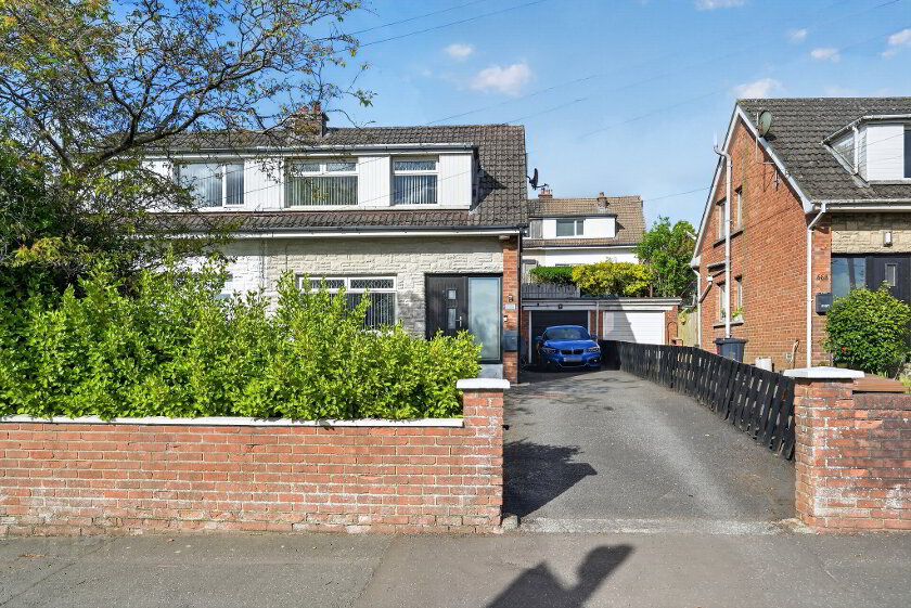Photo 2 of 566 Saintfield Road, Belfast