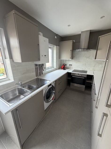 Photo 4 of 11 Northwood Drive, Belfast
