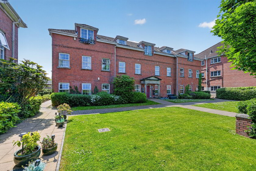Photo 2 of 4b The Demesne, Carryduff