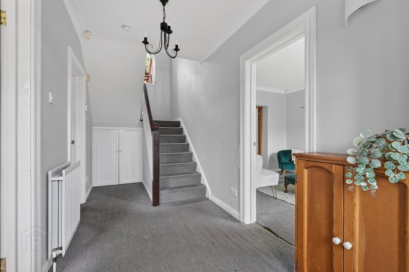 Photo 4 of 10 Hillside Drive, Stranmillis, Belfast