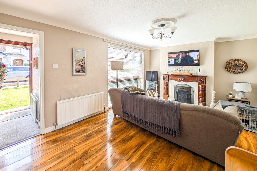 Photo 3 of 7 Sperrin Drive, Lurgan