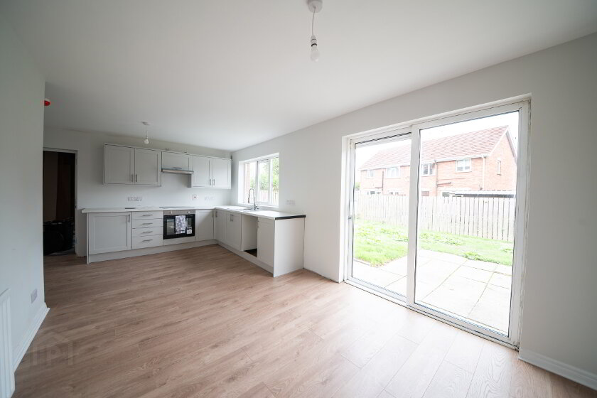 Photo 3 of 33 Belvedere Manor, Lurgan