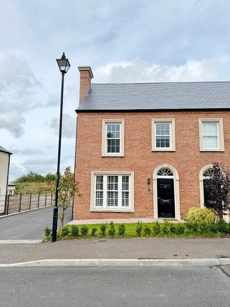 Photo 2 of 32 Deanery Gardens, Armagh