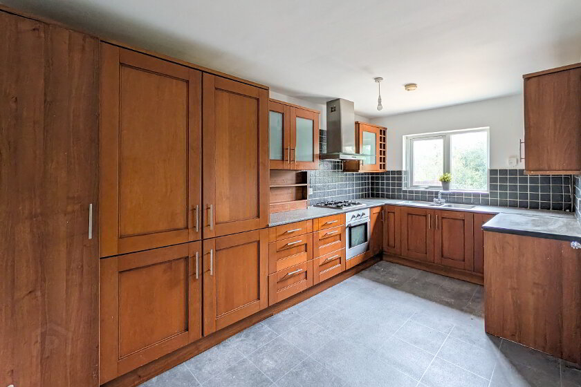 Photo 2 of 712 Pinebank, Craigavon